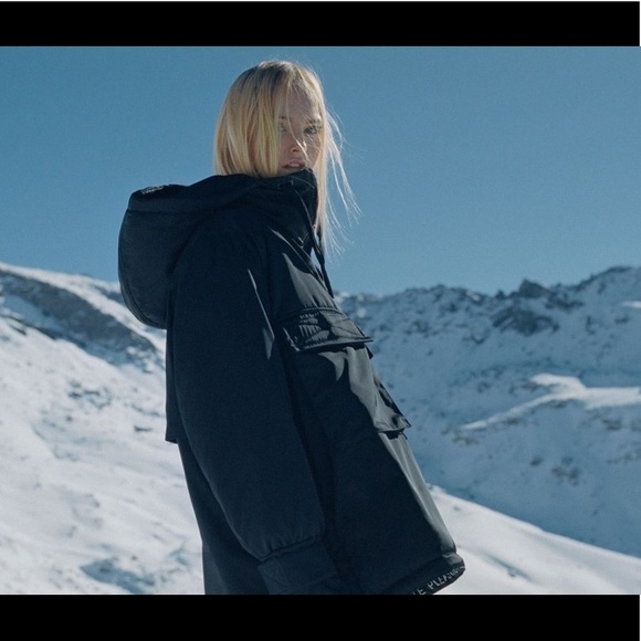 recycled capsule puffer jacket